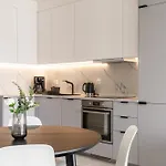 Rentplanet - Quorum Apartment Wroclaw