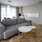 Rentplanet - Quorum Apartment Wroclaw