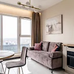 Lejlighed Rentplanet - Quorum Wrocław